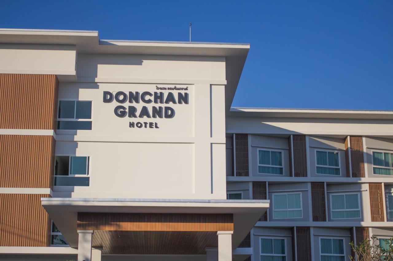 Donchan Grand Hotel Chiang Mai Exterior foto